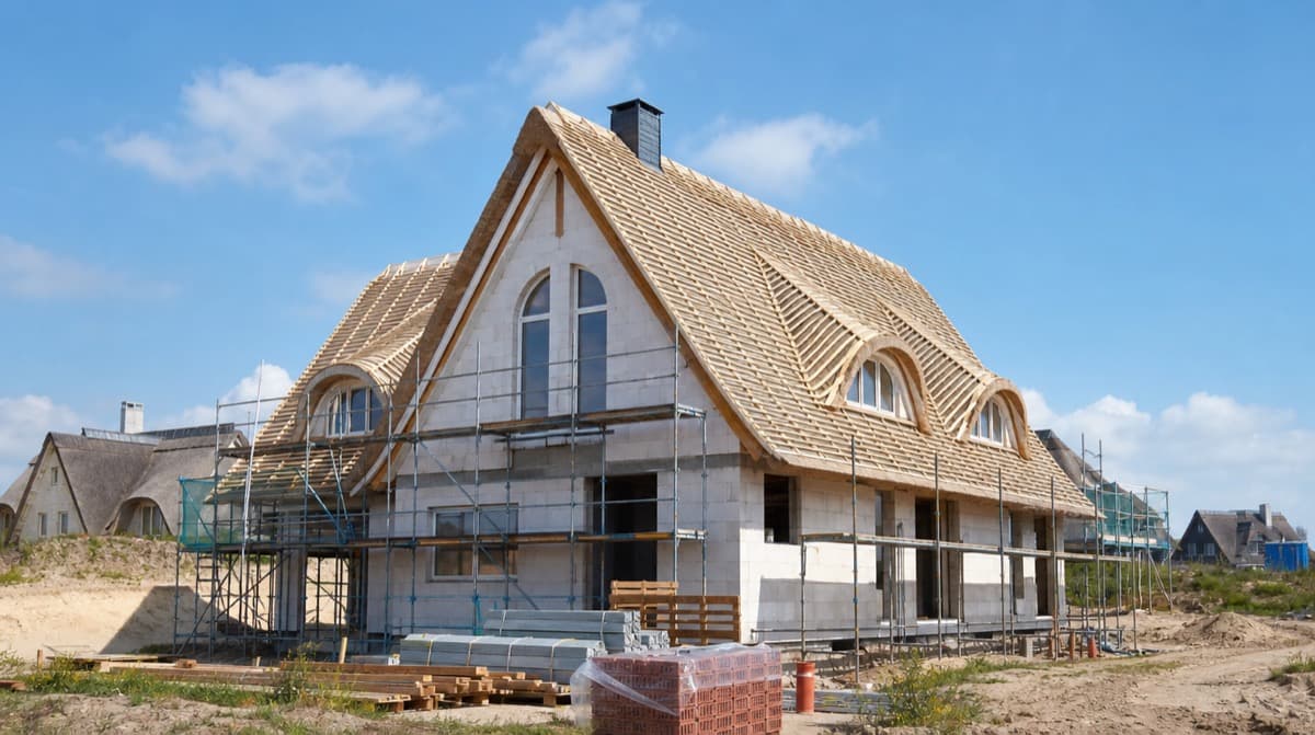 Neubau auf Sylt: Bauvorschriften, Kosten & Finanzierung